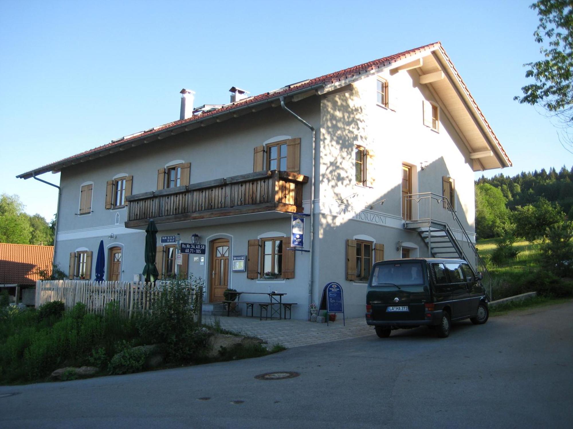 Zum Horizont Hotel Deggendorf Exterior photo