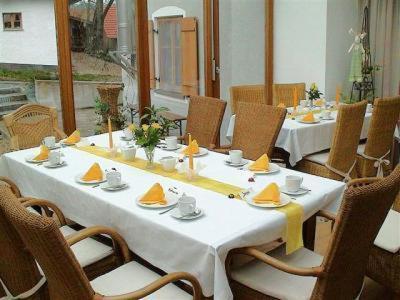 Zum Horizont Hotel Deggendorf Exterior photo